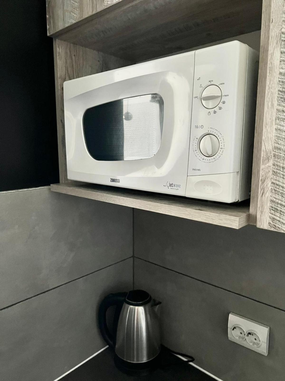 Belvederska 4 * Ivano-Frankivsk